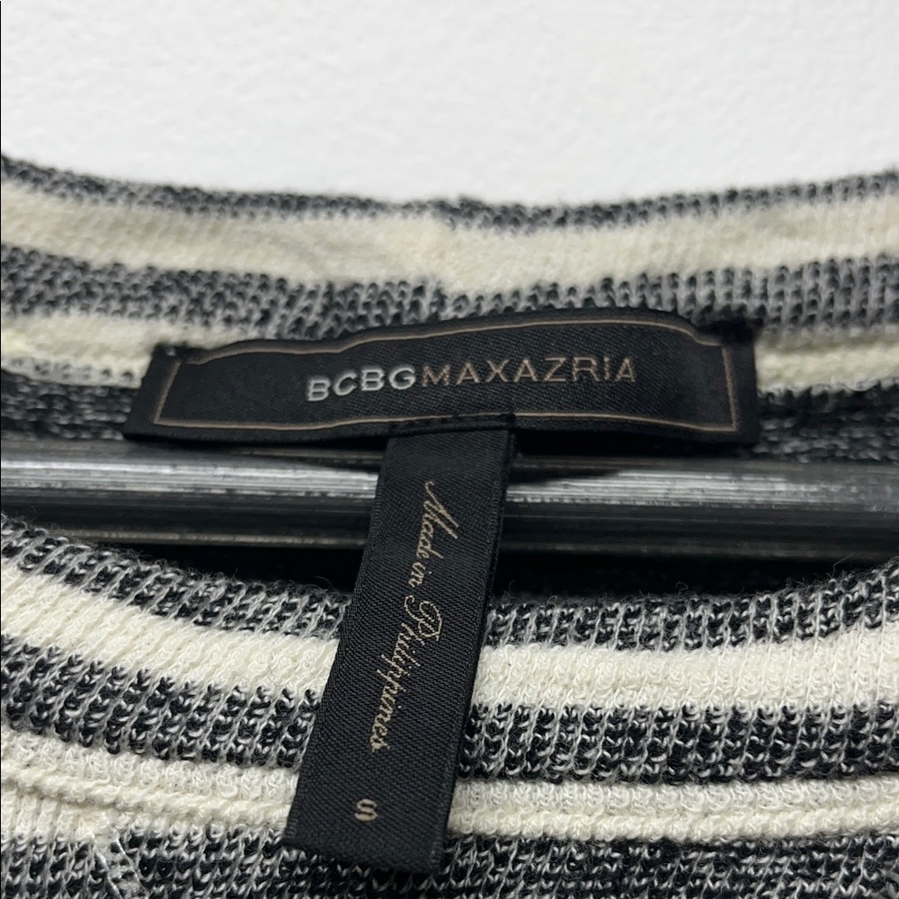 BCBGMaxAzria sweater - Picture 2 of 10